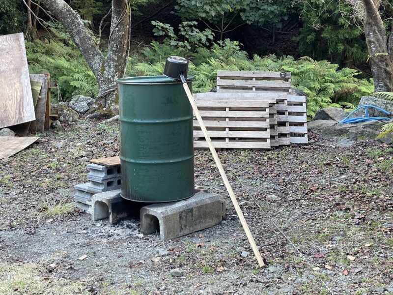 ドラム缶風呂　松崎町・へんな村キャンプ場