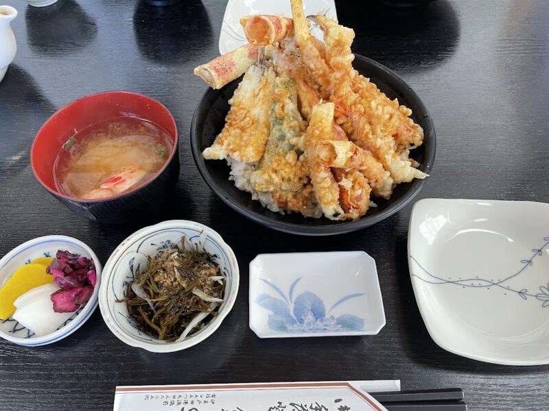 沼津市・の一食堂　タカアシガニ天丼