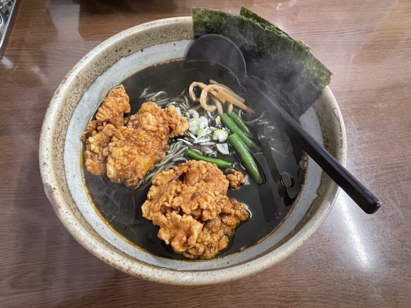 【伊東・麺匠居酒屋 まゆ美】ブラックバード￥1,000