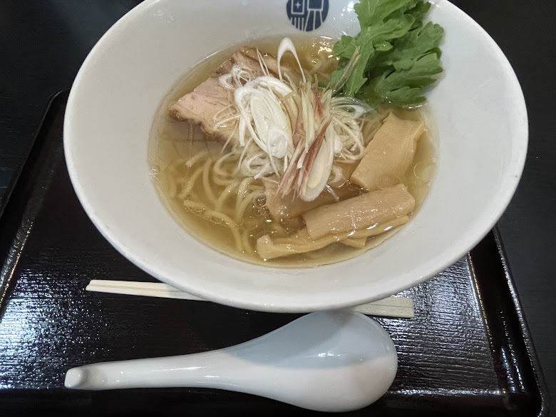 R30らーめん￥880【伊豆の国・拉麺屋 一匹の鯨】